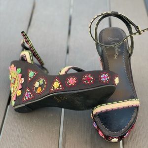 Sam Edelman embroidered wedge sandal.
